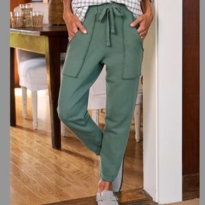 NWOT Frank & Eileen Eamon Joggers – Moss – Women’s (Size S)